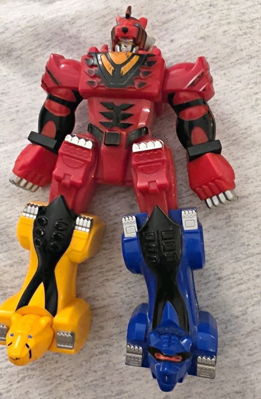 Bandai Power Rangers Red Robot Toy 2007 MPN 91508 Ages 4+ Kids